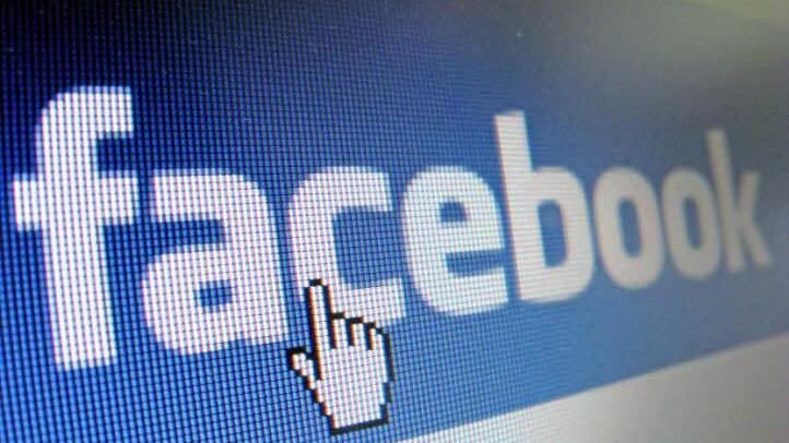 Erst denken, dann klicken: Amtsrichterin Christine Schäl riet dem den 58-jährigen Angeklagten dringend, in Zukunft mehr Vorsicht bei seinen Facebook-Aktivitäten walten zu lassen.  Foto: Stephan Jansen/dpa