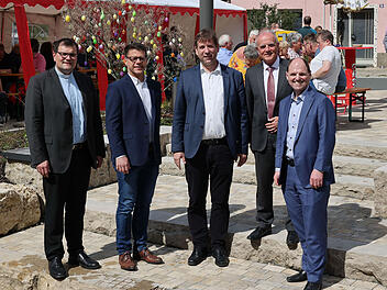 Obertrubach: Nach zehn Jahren Planung und Bau - neuer Dorfplatz in Wolfsberg eingeweiht