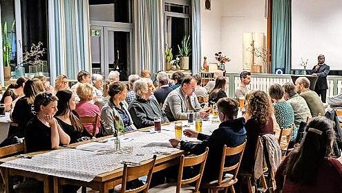 Beim Abend der Vereine wurde die gemeinsame Zukunft aller Bewohner von Kirchehrenbach thematisiert.