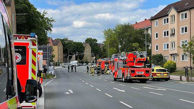 Mutter und Kleinkind schwer bei Brand verletzt
