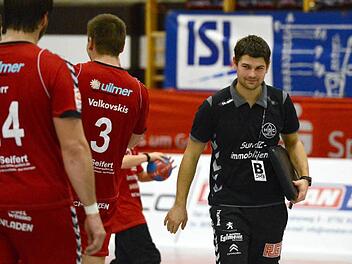 Getrennte Wege gehen Matthias Obinger (rechts) und Handball-Drittligist HSC Bad Neustadt. Foto: Anand Anders