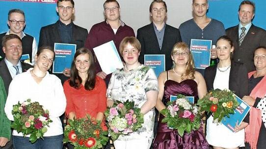 Besonders gewürdigt wurden die Prüfungbesten aus jeder Innung.  Fotos: Edwin Meißinger