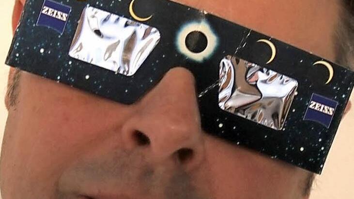 So sehen die Sonnen-Sicht-Brillen aus. Selfie: Matthias Einwag