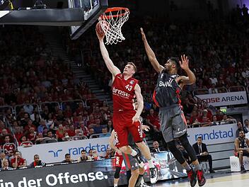 Nach einem fulminanten Start geht es am Donnerstag ab 17.30 weiter im Halbfinale der Basketball-Bundesliga. Das Playoff-Spiel im Liveticker gibt es bei uns. Foto: Daniel Loeb