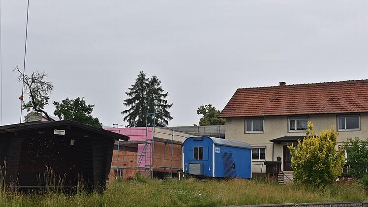 Was passiert mit dem Gemeinschaftshaus "Alte Bäckerei" in der Seilersgasse? Die Fraktion machten sich über ein Nutzungskonzept Gedanken. Außerdem diskutierten sie über einen Beitritt zur Initiative Rodachtal, um Fördermittel zu generieren.Gabi Arnold