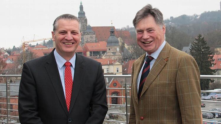 Zwei Monate lang konnte sich der neue SÜC-Geschäftsführer Wilhelm Austen (links) an der Seite von Götz-Ulrich Luttenberger auf seine neue Aufgabe vorbereiten. Nun wurde Luttenberger in den Ruhestand verabschiedet.