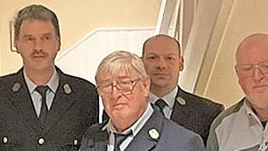 Ehrungen standen bei der Freiwilligen Feuerwehr Römershag an: (von links) Andreas Scheller, Karl Knüttel, Michael Vent (Vereinsvorsitzender) und Franz Mohr.