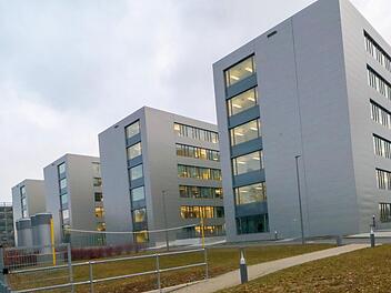 Siemens will in Forchheim deutlich zu wachsen: An der Lände ist anschließend an die bestehenden Gebäude ein 47 000 Quadratmeter großer Campus geplant. Foto: Josef Hofbauer