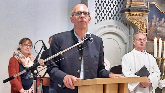 Gro&szlig;er Dank f&uuml;r die Einsatzkr&auml;fte aller Organisationen kam von Landrat Christian Mei&szlig;ner.