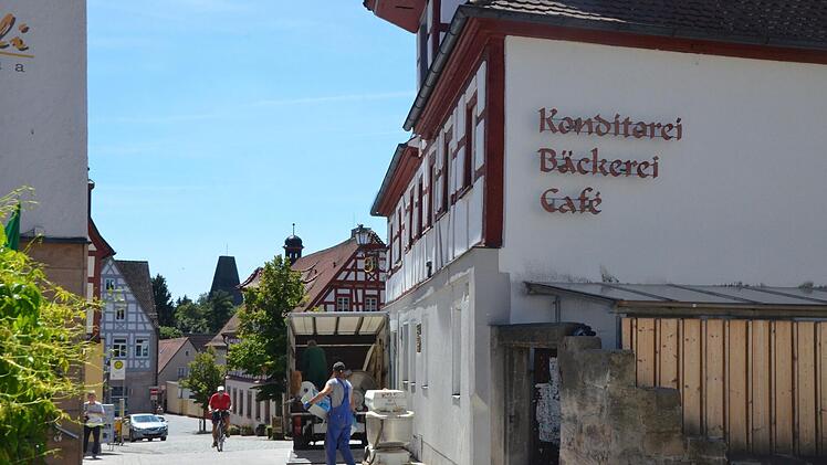 Dieser Tage wurden Maschinen weggebracht.