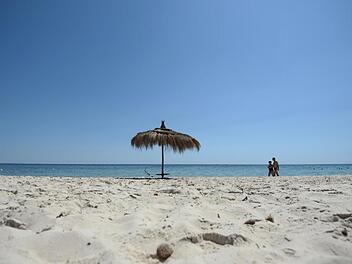 Leerer Strand