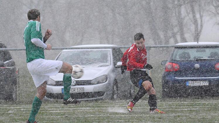 Impressionen vom Spiel SV Riedenberg - FC Fuchsstadt. Foto: ssp