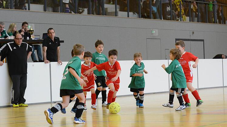 Schnappschüsse vom U-7-Turnier in der Saaletalhalle. Foto: ssp