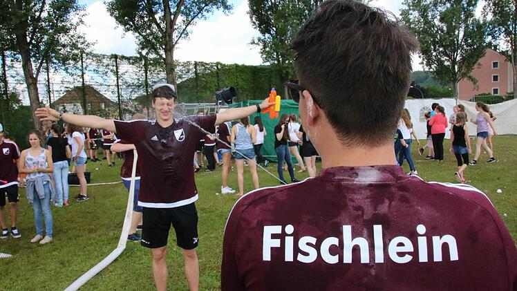 Vor allem unter den Abiturienten selbst gab es keine Gnade. Foto: Ralf Ruppert