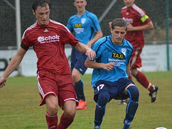 Paul Kirschmann (re.) und sein ESV Lichtenfels haben beim Tabellenführer in Baiersdorf keine leichte Aufgabe vor sich. Foto: Gunter Czepera