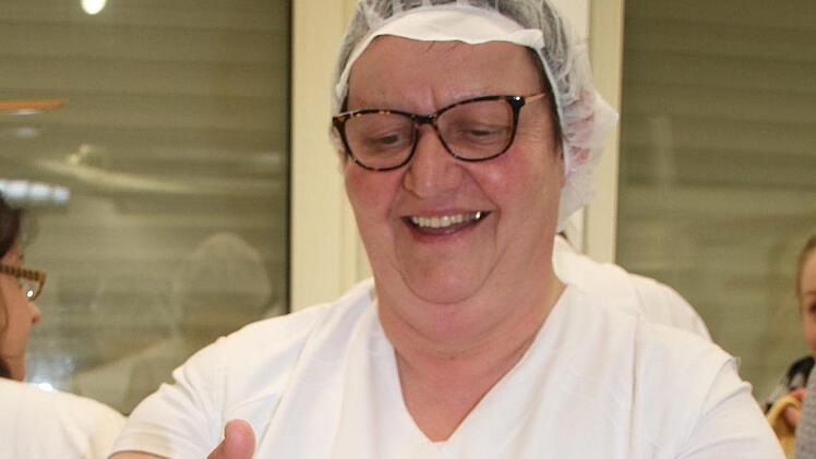 Roswitha Kühr backt auch zu Hause für die Familie Küchla. Foto: Sonny Adam