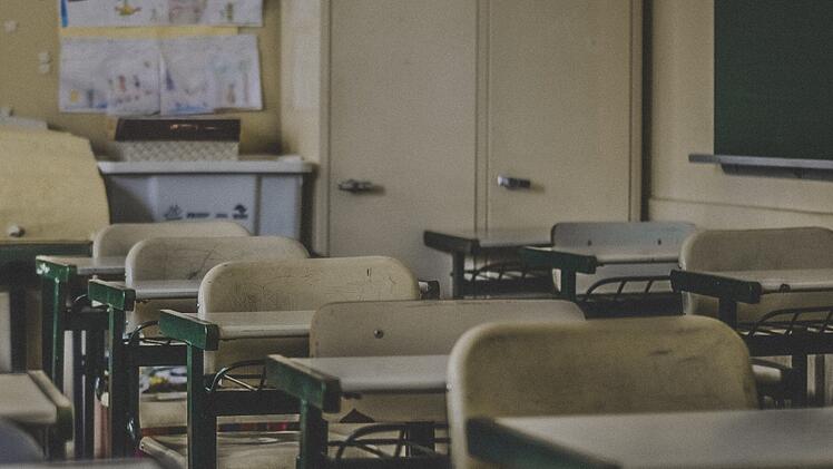 Illegale Schule in Erlangen: Schüler kamen aus zahlreichen fränkischen Regionen - Stadt nennt neue Details