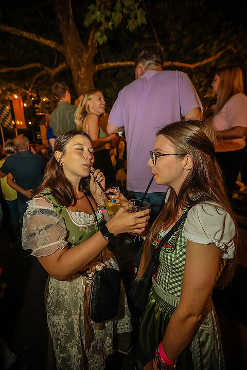 Impressionen vom größten Weinfest in Franken!