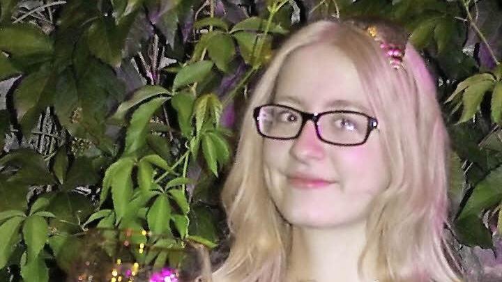 Sarah Buckreus wird sich ab sofort viel mit Wein beschäftigen. Foto: Heike Schülein