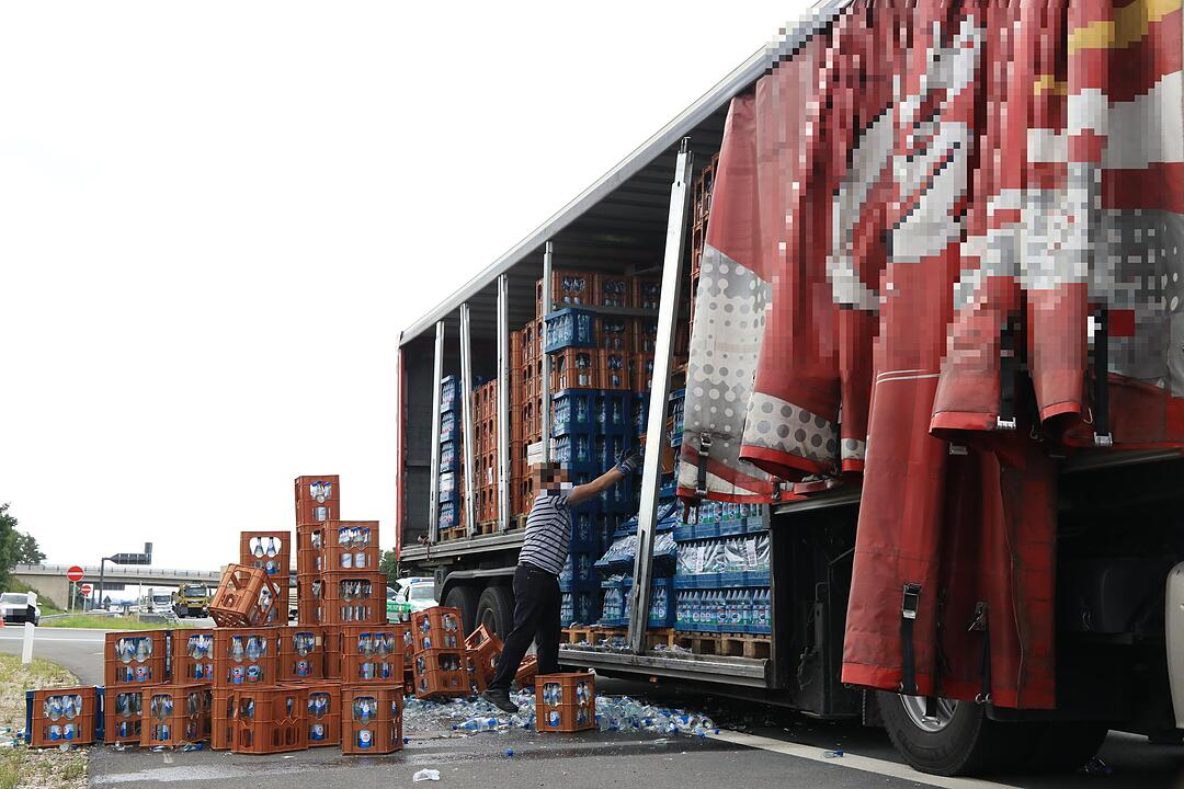 Mineralwasser auf der Autobahn: Und wieder wird gegafft