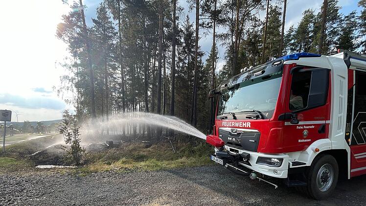 Größerer Waldbrand fordert Einsatzkräfte in Oberfranken