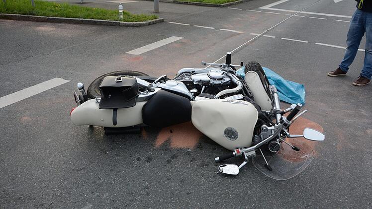 Schwerer Motorradunfall bei Wirsberg Foto: Dagmar Besand