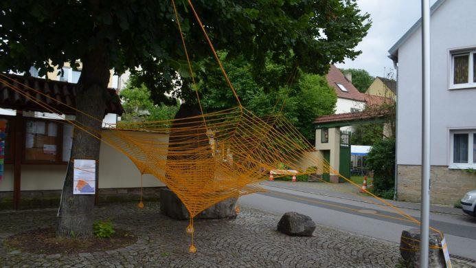 Während der Kunstwoche in Ramsthal sind an 25 Stationen die Werke der 33 Künstler zu sehen. Foto: Andreas Lomb