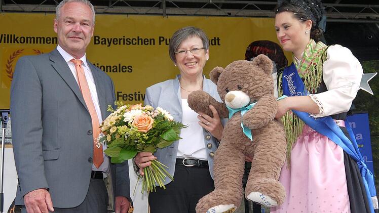 Impressoionen vom Auftakt des 26. internationalen Puppenfestivals in Neustadt. Foto: Berthold Köhler