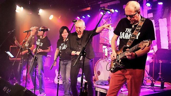 Bei den Forchheimer Jam-Sessions hat sich „The Jamily“ gebildet.