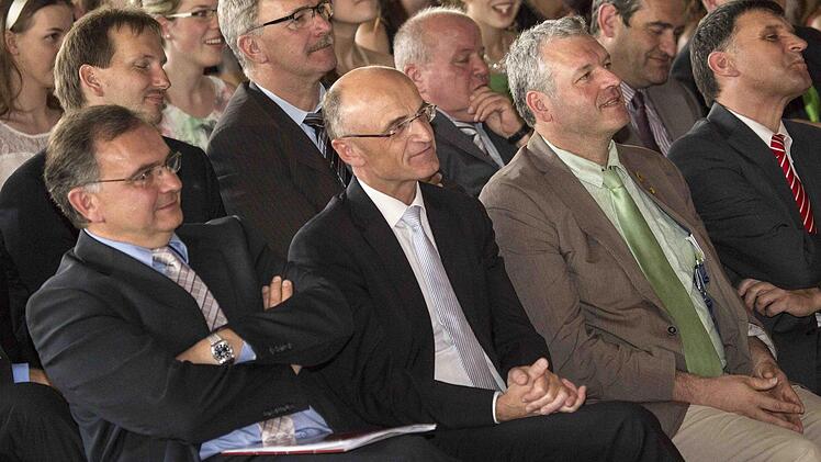 Fast alle Bürgermeister der Gemeinden aus dem Schulsprengel waren gekommen.