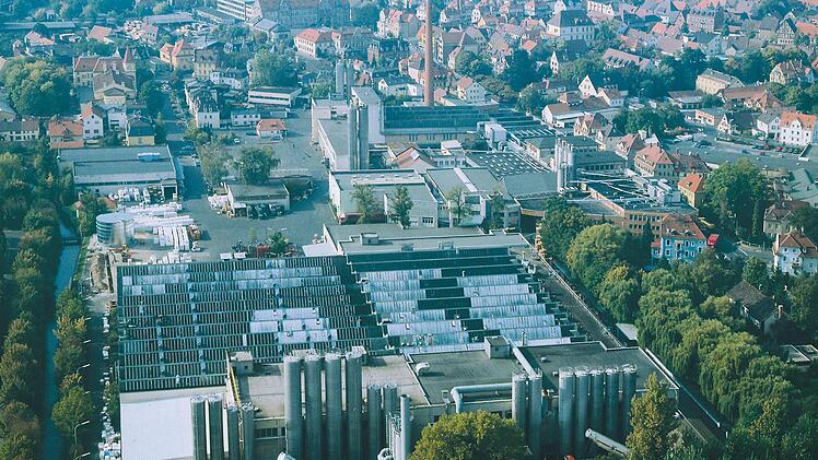 Der Standort in Forchheim am Rande der Innenstadt ist kaum zu übersehen. Foto: Archiv/Huhtamaki