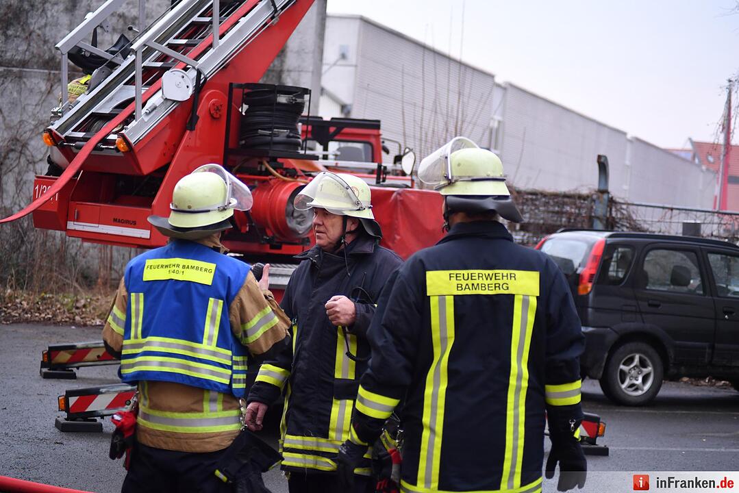 Dachstuhlbrand in der Geisfelder Straße in Bamberg