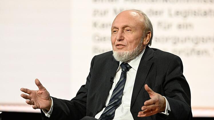 Ökonom Hans-Werner Sinn prognostizierte bei "Markus Lanz", dass die SPD im Renrtenstreit einknicken werde.