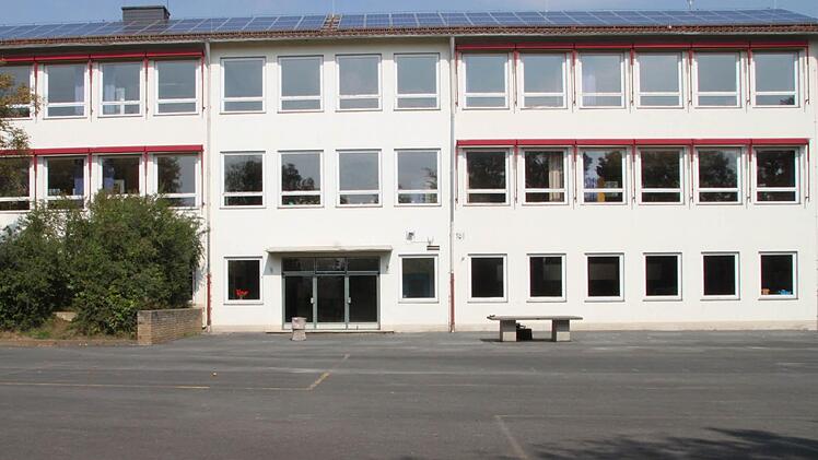 Nach der Schließung des Schulstandorts Mainroth (Foto) soll jetzt nach den Wünschen des Marktes Mainleus und der Stadt Burgkunstadt der Schulsprengel geändert werden. Foto: Fabian Kluge