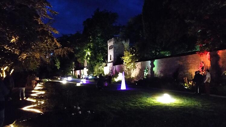 Impressionen der Coburger Museumsnacht: Kleiner RosengartenFoto: Jochen Berger