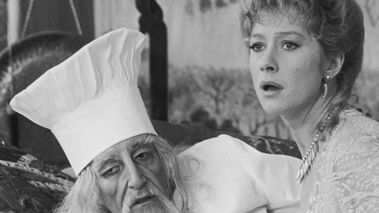 Eine ihrer früheren Rollen: 1980 war Helen Mirren an der Seite von Peter Sellers (1925 - 1980) in der Komödie "Das boshafte Spiel des Dr. Fu Man Chu" zu sehen.