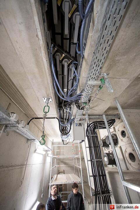 "Intelligente" Autobahnbrücke bei Nürnberg an zwischen A3 und A9