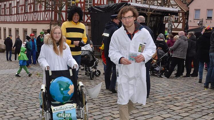 Werbung für den Klimastreik am 13. März an gleicher Stelle