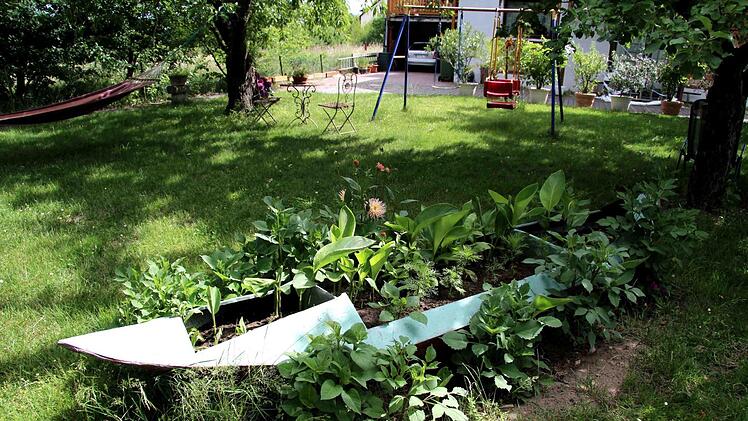 Der selbstgebaute Kahn erinnert an den mitv 22 Jahren gestorbenen Bruder.