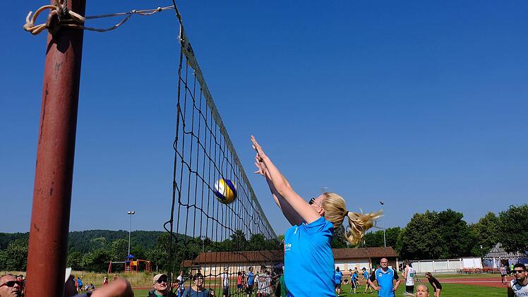 Volleyball-FreiluftturnierFoto: Gerd Schaar