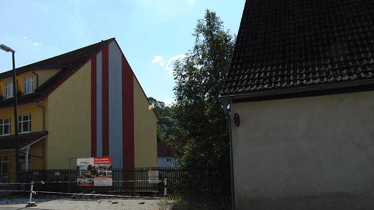 Das Ärztehaus ist so gebaut, dass ein Anbau möglich wäre. Foto: Petra Malbrich