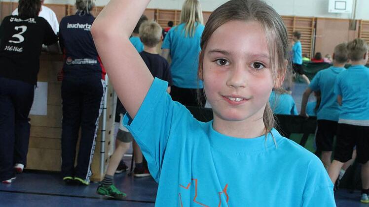 "Handball ist cool", findet Jana Görl (9) aus Thurnau.  Foto: Sonny Adam