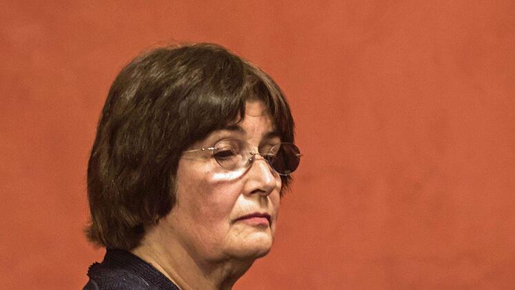 Alla Schatz am FlügelFoto: Jochen Berger