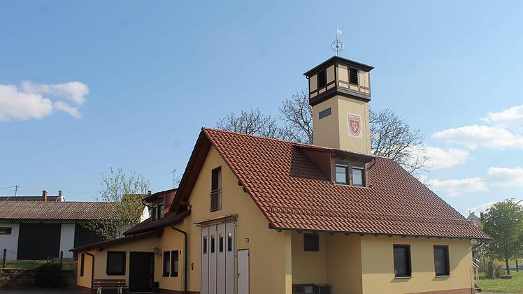 Bei den Maßnahmen des Vitalitäts-Checks, der in Verbindung mit dem ILEK der Baunach-Allianz erfolgte, wird auch eine mögliche Neugestaltung des Bereiches um das Sendelbacher Feuerwehrhaus angedacht. Ob die dafür erforderlichen Maßnahmen jedoch tatsächlich umgesetzt werden, wird sich erst in den nächsten Jahren zeigen.Janina Reuter