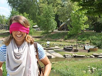 Tauschreporterin Sarah Biere (30) aus K&ouml;ln  hat sich auf einen Streifzug durch Bamberg gewagt - ganz ohne Handy und Stadtplan. F&uuml;r nette Gespr&auml;che, Zwischenstopps am Wasser und sogar f&uuml;r ein Eis am Alten Rathaus war trotzdem Zeit. Jann Weckel