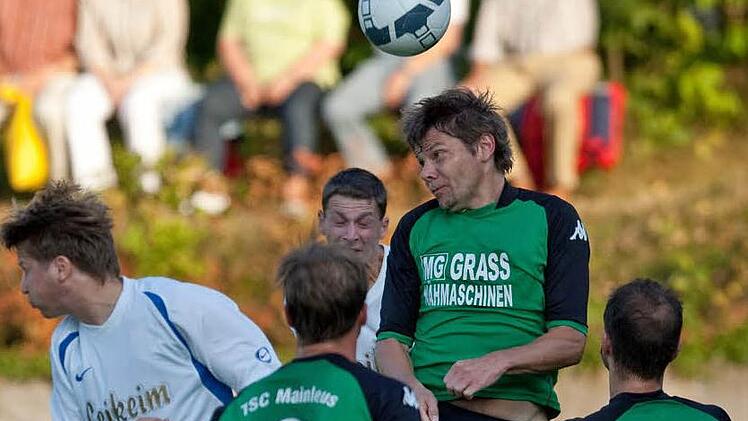 Eine der Spezialitäten von Andreas Dippold ist das Kopfballspiel. Foto: BR-Archiv
