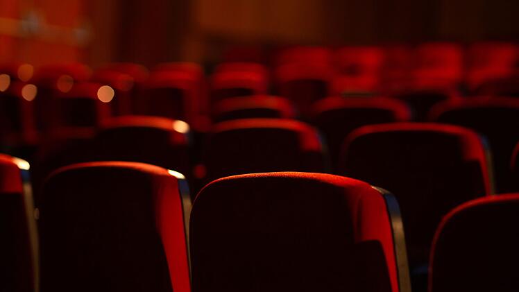 Noch mehr leere Kinos&auml;le? Wenn Netflix sein Vorhaben durchgesetzt kriegt, k&ouml;nnte dieses Bild bald deutlich h&auml;ufiger zu sehen sein.