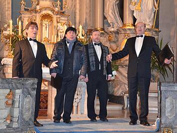 Das vierköpfige Vokalensemble "Vivat" aus dem russischen St. Petersburg begeisterte bei einem Konzert in der Gauaschacher Kirche St. Sebastian.  Foto: Jana Keul