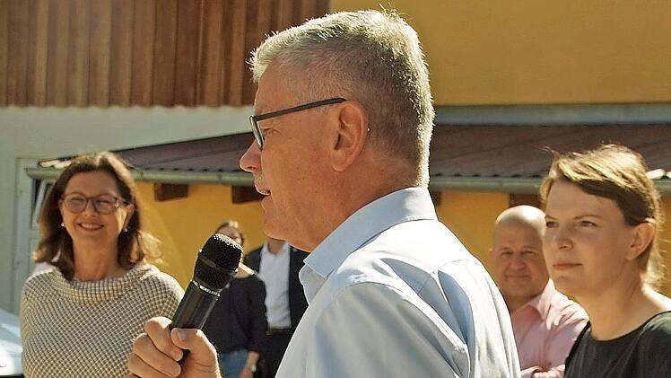 Bürgermeister Wolfgang Möhrlein begrüßte die Landtagspräsidentin Ilse Aigner (links).