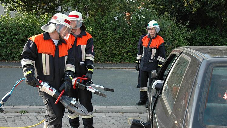 Die Feuerwehrler in Igensdorf können  2014 mit neuen Geräten rechnen. Foto: Feuerwehr
